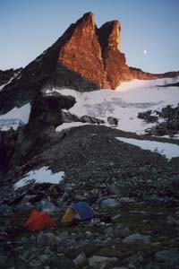 Val_O_W_4_Camp_im_Mulvey_Basin
